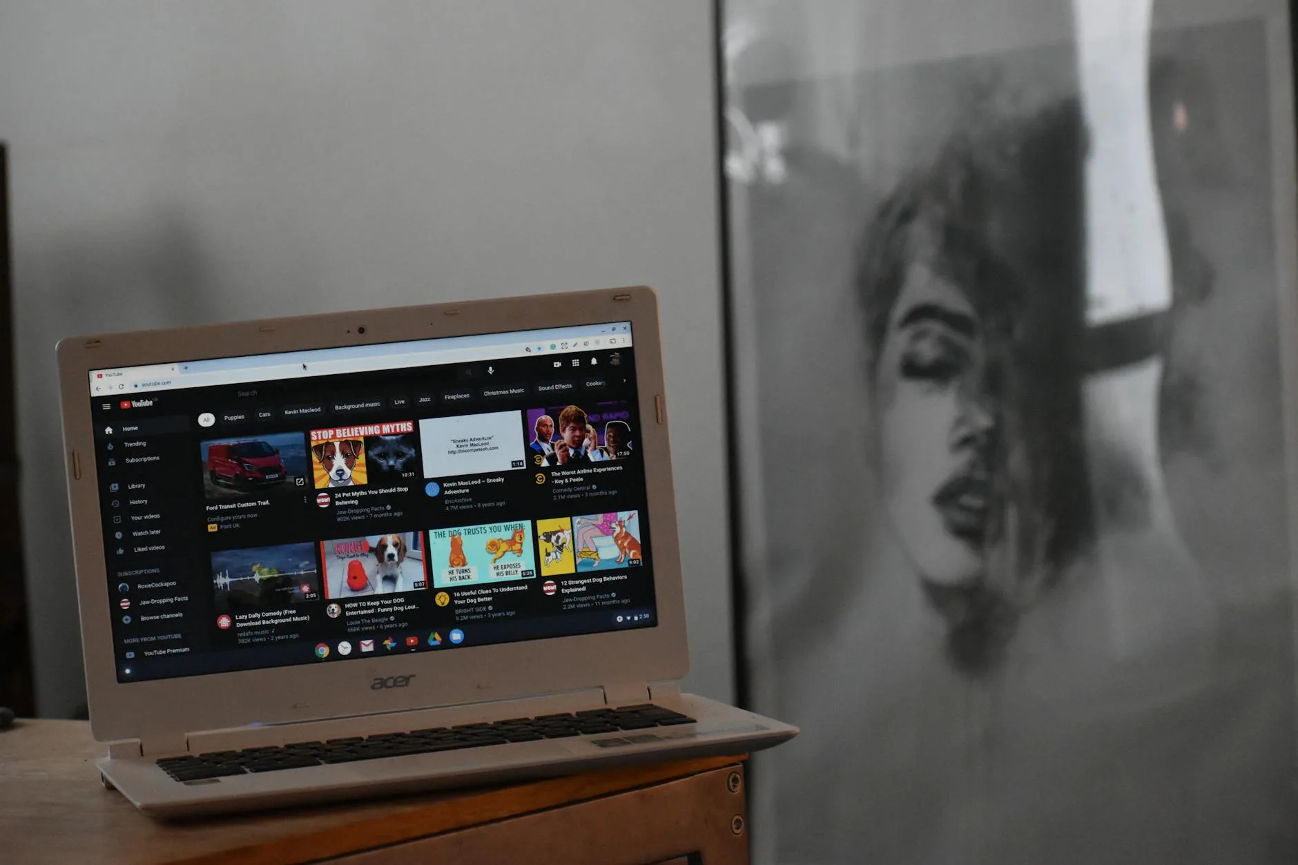 Photo by Joshua Miranda on Pexels | Website Banjir Trafik Google illustration